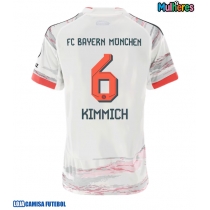 Camisa de Futebol Bayern Munich Joshua Kimmich #6 Equipamento Secundário Mulheres 2025-26 Manga Curta